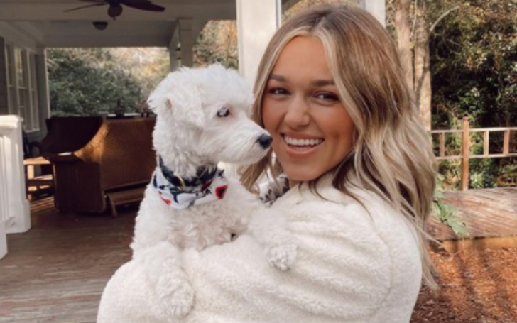 Sadie Robertson Shares New Baby Bump Photo